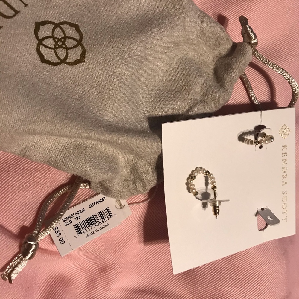 Kendra Scott earrings